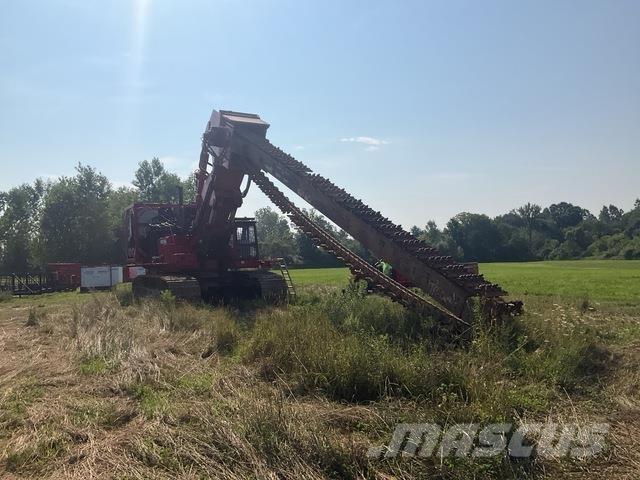 Komatsu PC750 Árokásók