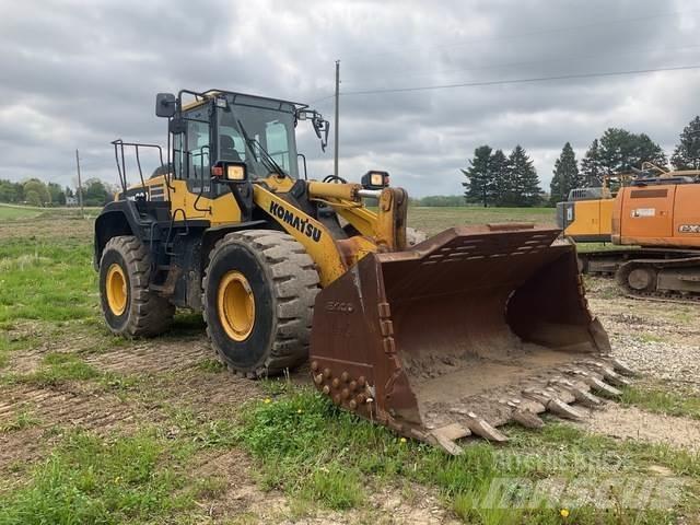Komatsu WA380 Gumikerekes homlokrakodók