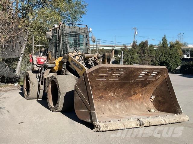 Komatsu WA470 Gumikerekes homlokrakodók