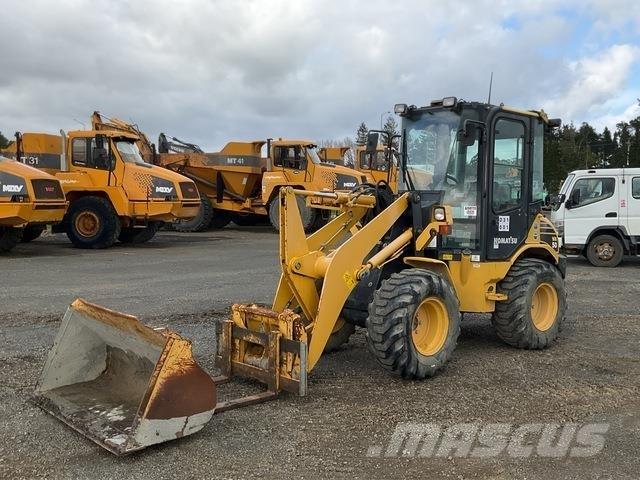 Komatsu WA50-6 Gumikerekes homlokrakodók