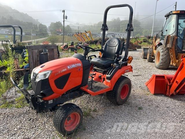 Kubota BX2380 Kompakt traktorok