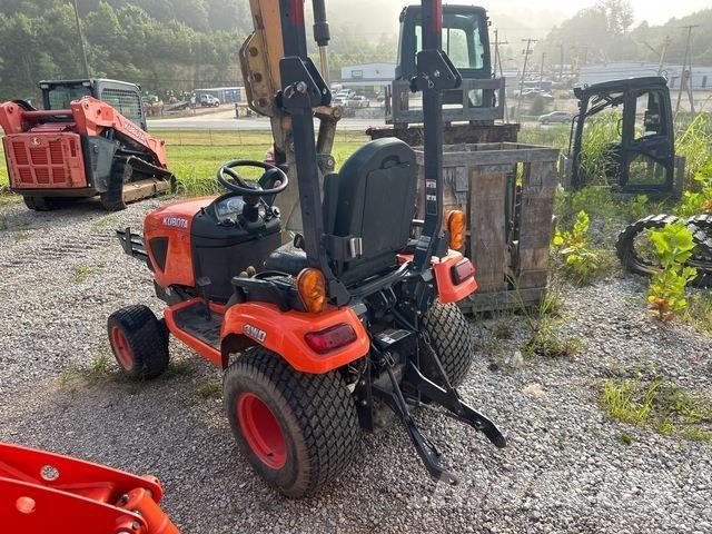 Kubota BX2380 Kompakt traktorok