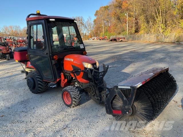 Kubota BX2380 Kompakt traktorok