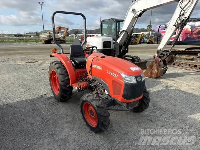 Kubota L2501D Kompakt traktorok