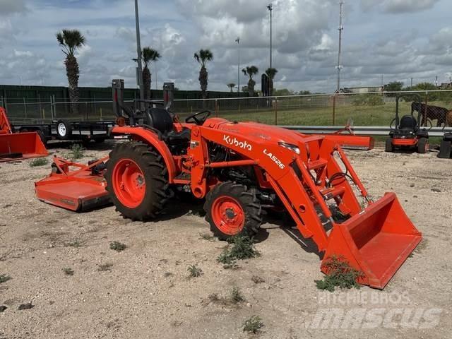 Kubota L3302DT Kompakt traktorok