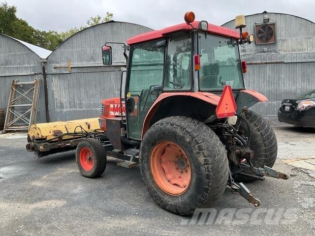 Kubota M4900 Traktorok