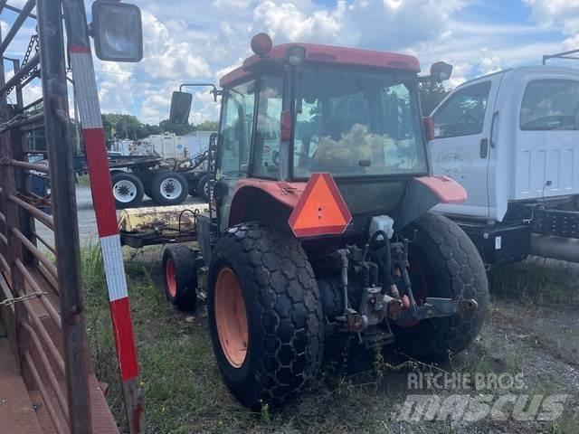 Kubota M5700 Beltéri takarító gépek