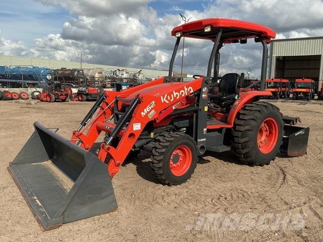Kubota M62 Homlokrakodók és kotrók