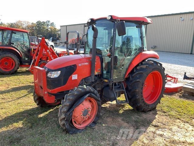 Kubota M7060D Kompakt traktorok