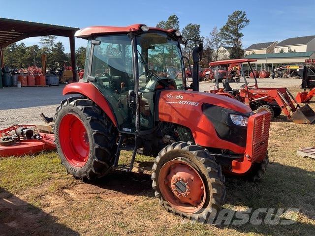 Kubota M7060D Kompakt traktorok
