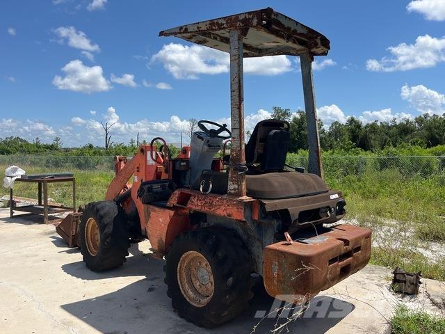 Kubota R420 Gumikerekes homlokrakodók