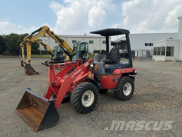 Kubota R430Z Gumikerekes homlokrakodók