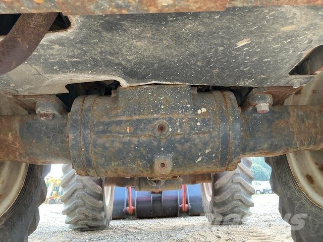 Kubota R430Z Gumikerekes homlokrakodók