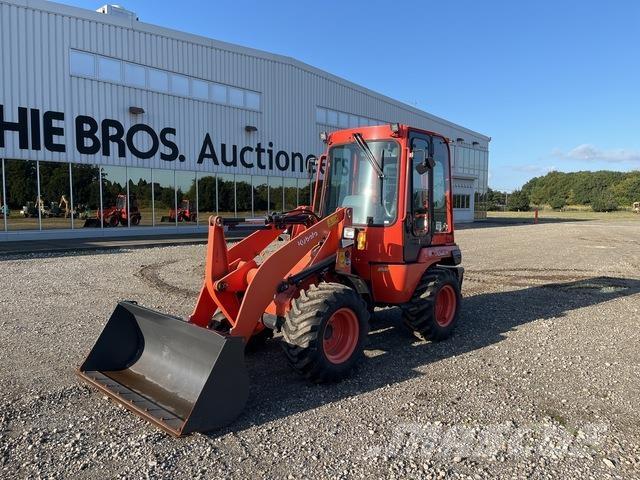 Kubota R530E Gumikerekes homlokrakodók