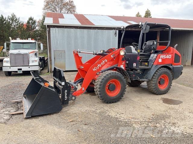 Kubota R540R41 Gumikerekes homlokrakodók