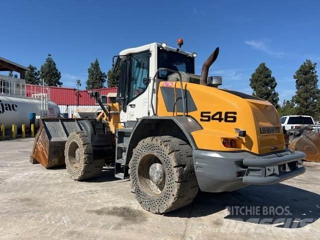 Liebherr L546 Gumikerekes homlokrakodók