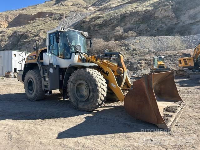 Liebherr L550 Gumikerekes homlokrakodók