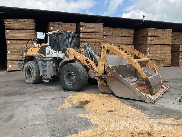 Liebherr L580 Gumikerekes homlokrakodók