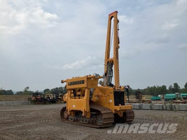 Liebherr RL54 Csőfektető dózerek