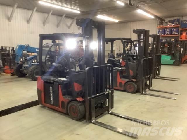 Linde E18 Elektromos targoncák