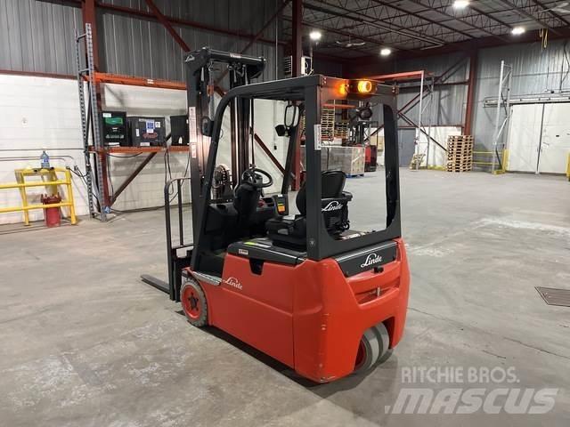 Linde E18 Elektromos targoncák
