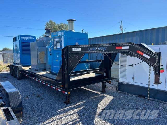 Load Trail  Platós / Ponyvás pótkocsik