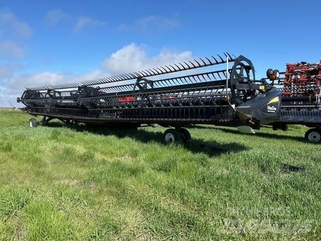MacDon FD75-D Kombájn adapterek
