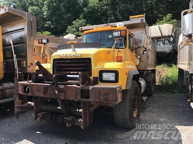 Mack 600 Hóeltakarítók