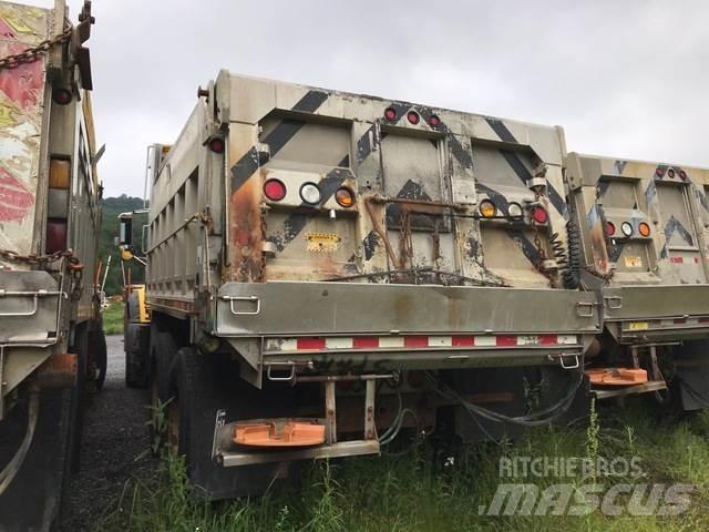 Mack 700 Hóeltakarítók