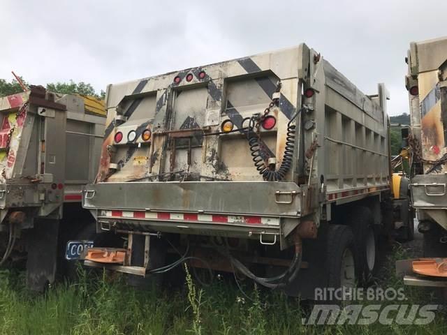 Mack 700 Hóeltakarítók