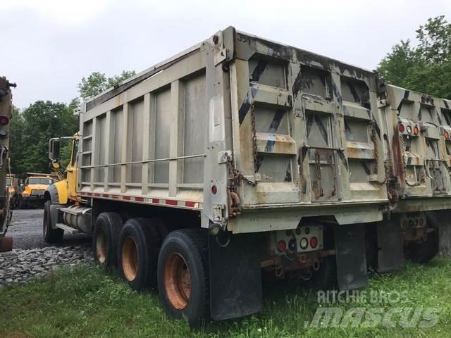 Mack 700 Hóeltakarítók