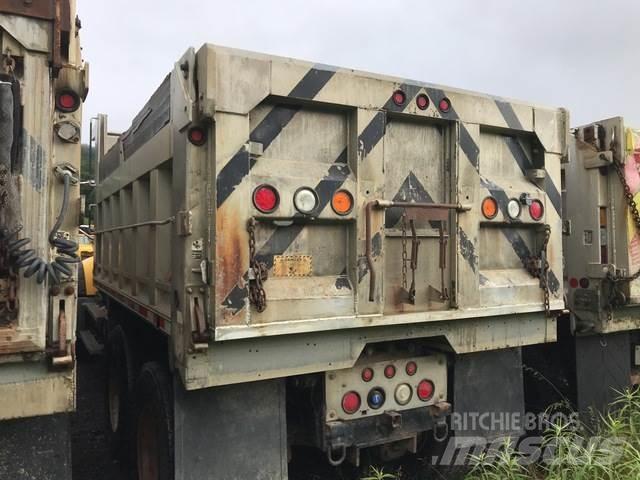 Mack 700 Hóeltakarítók