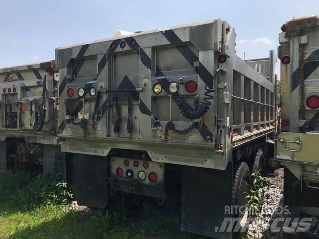 Mack 700 Hóeltakarítók