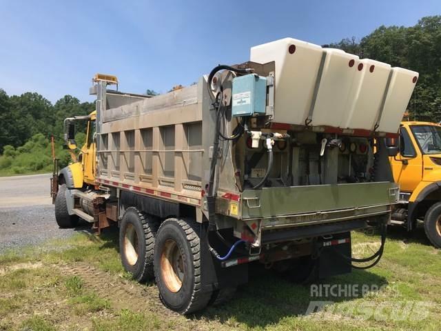 Mack 700 Hóeltakarítók