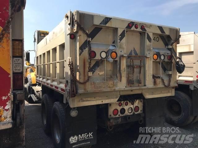 Mack 700 Hóeltakarítók