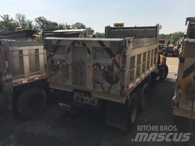 Mack 700 Hóeltakarítók