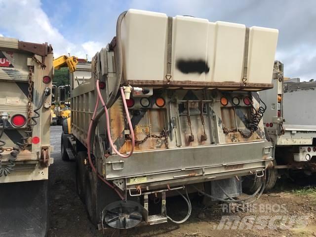 Mack 700 Hóeltakarítók