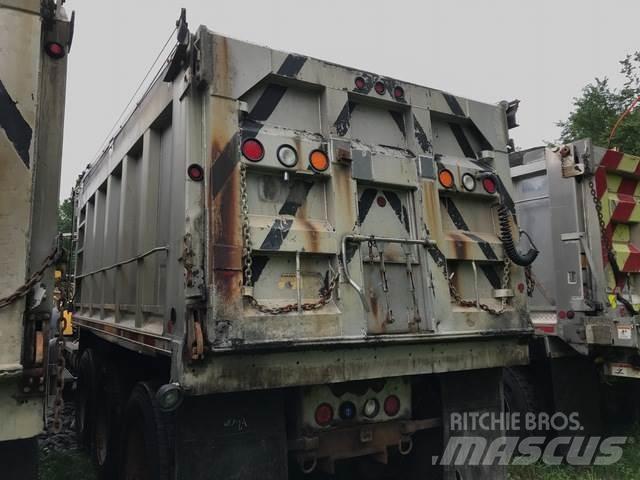 Mack 700 Hóeltakarítók