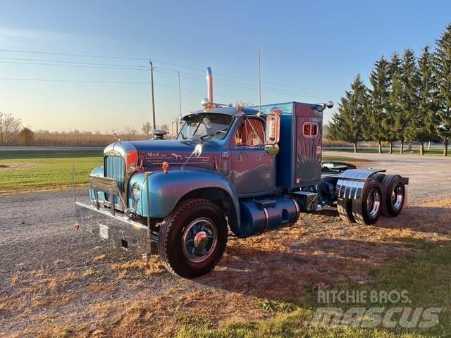 Mack B-61 Nyergesvontatók