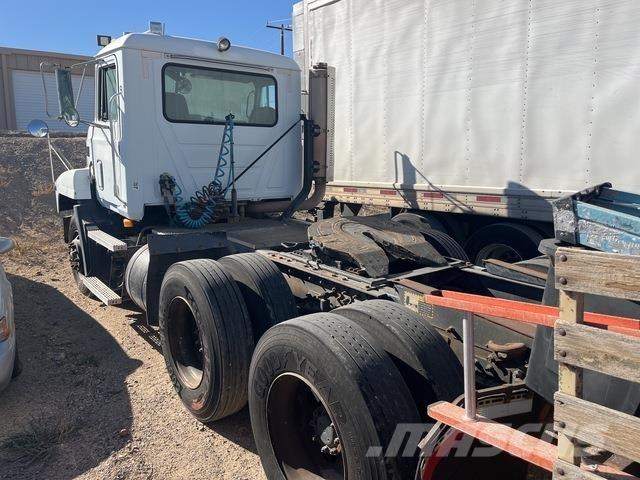 Mack CH613 Nyergesvontatók