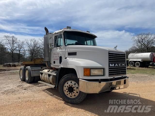 Mack CH613 Nyergesvontatók