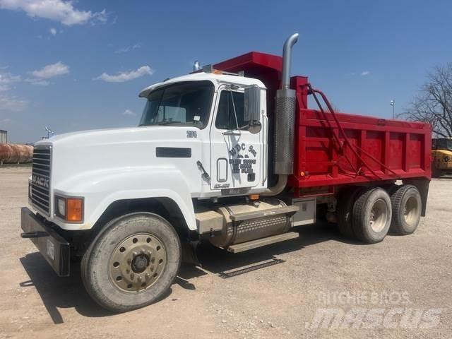 Mack CH613 Billenő teherautók