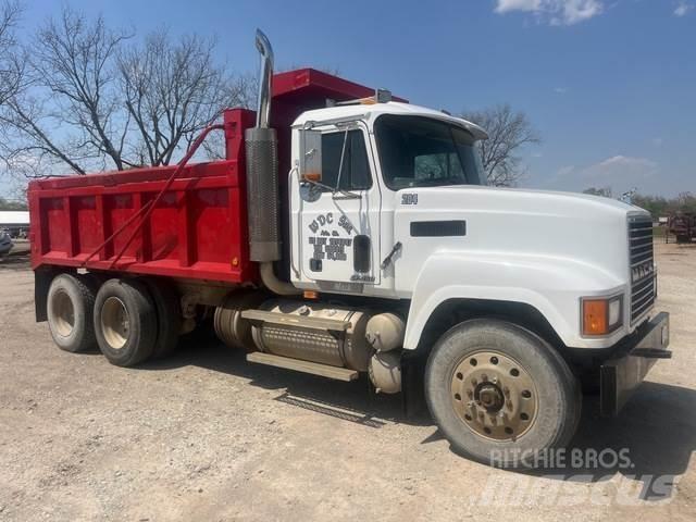 Mack CH613 Billenő teherautók