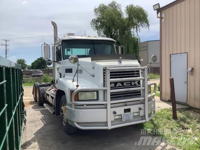 Mack CH613 Nyergesvontatók