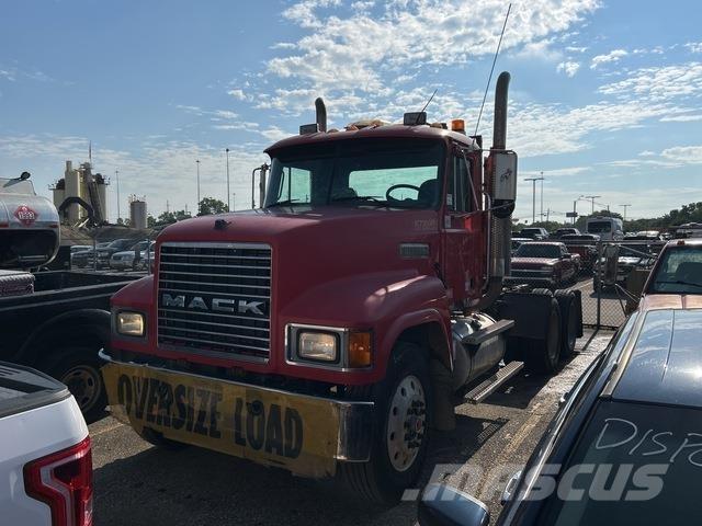 Mack CH613 Nyergesvontatók