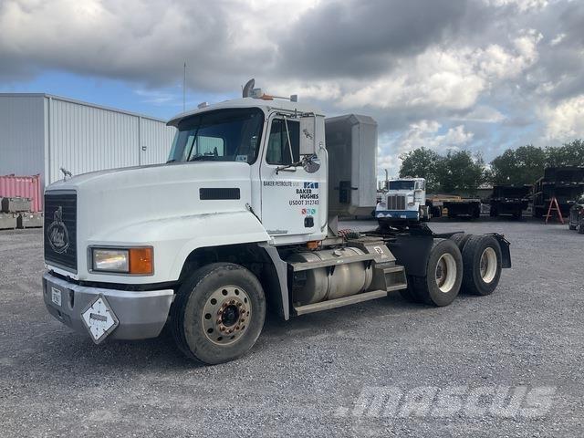 Mack CH613 Nyergesvontatók