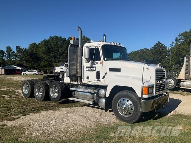 Mack CH613 Nyergesvontatók