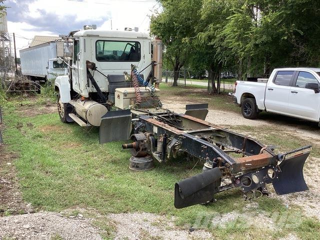 Mack CHN613 Vezetőfülke és belső tartozékok