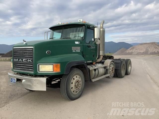 Mack CL733 Nyergesvontatók