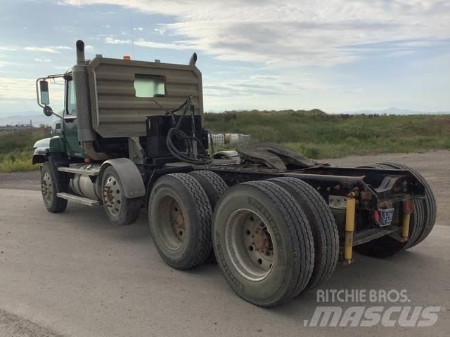 Mack CL733 Nyergesvontatók